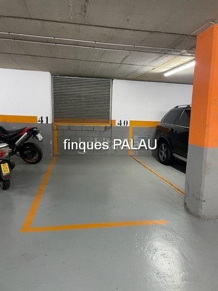 Foto 6303bf14-cb98-464a-853a-da772559760f. Autoparkplatz in Centre Sant Just Desvern Foto 6303bf14-cb98-464a-853a-da772559760f. Autoparkplatz in Centre Sant Just Desvern