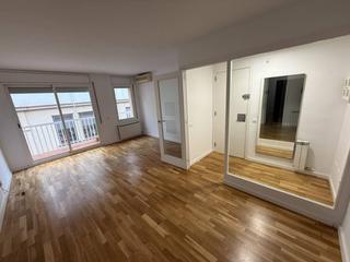 Lloguer Pis  Del vall. Piso de 3 habitaciones con electrodomesticos en el centro de ter Lloguer Pis  Del vall. Piso de 3 habitaciones con electrodomesticos en el centro de ter