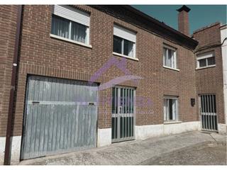 Casa De la fuente. Casa con corral en venta en bahillo palencia Casa De la fuente. Casa con corral en venta en bahillo palencia