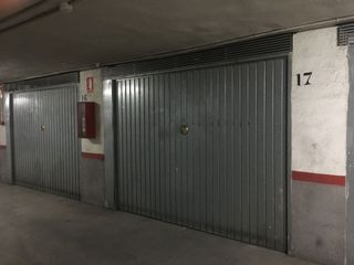 Rent Car parking in Carrer de barcelona 40. Amplio parking con puerta privada Rent Car parking in Carrer de barcelona 40. Amplio parking con puerta privada
