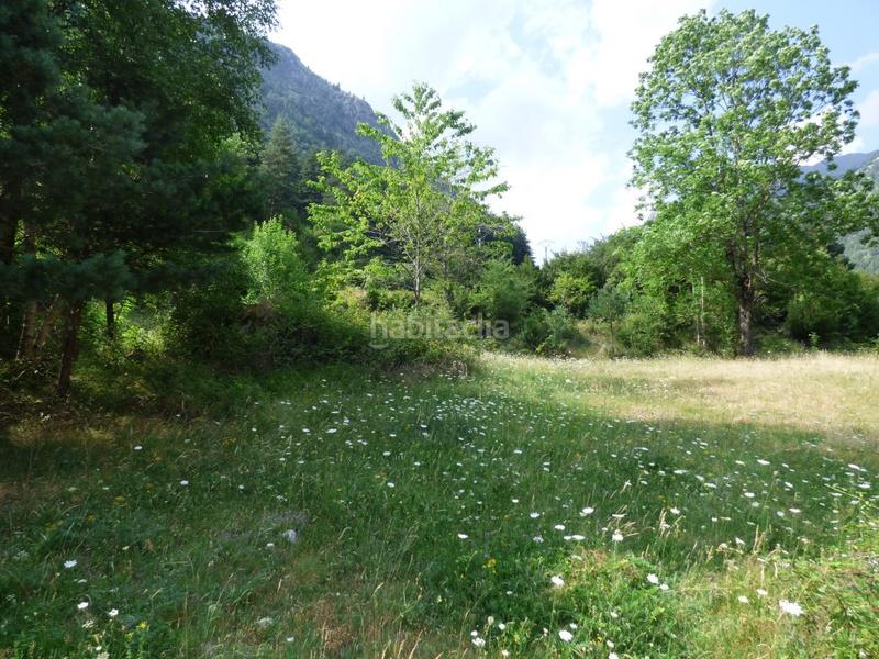 Foto 28581080-f355-4099-a6e7-25c23c76adf8. Edificio en carretera aragonesa 57 edificio de aptos para rehabilitar zona . en Bielsa Foto 28581080-f355-4099-a6e7-25c23c76adf8. Edificio en carretera aragonesa 57 edificio de aptos para rehabilitar zona . en Bielsa