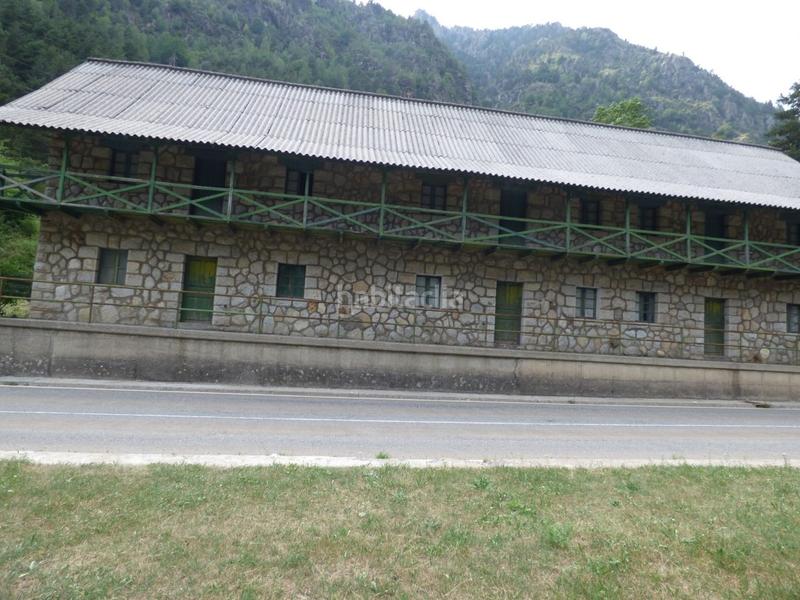 Foto 4ec0b05d-a902-4c64-a2c7-e7fc6fdc31a7. Edificio en carretera aragonesa 57 edificio de aptos para rehabilitar zona . en Bielsa Foto 4ec0b05d-a902-4c64-a2c7-e7fc6fdc31a7. Edificio en carretera aragonesa 57 edificio de aptos para rehabilitar zona . en Bielsa