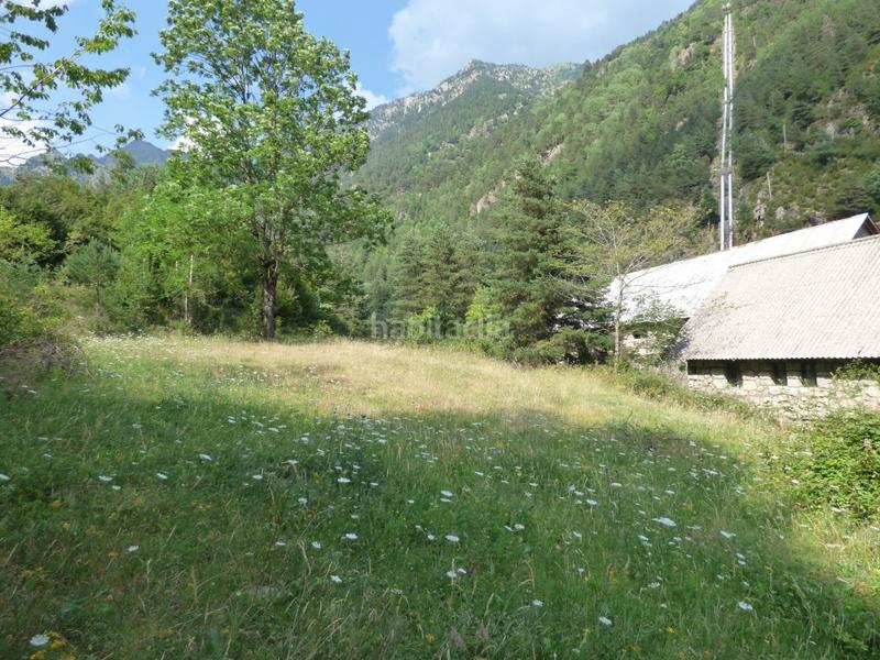 Foto 775b4956-8f16-4c46-8181-17e855810093. Edificio en carretera aragonesa 57 edificio de aptos para rehabilitar zona . en Bielsa Foto 775b4956-8f16-4c46-8181-17e855810093. Edificio en carretera aragonesa 57 edificio de aptos para rehabilitar zona . en Bielsa