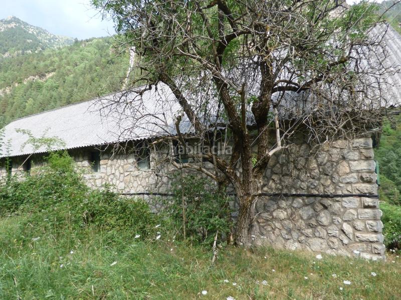 Foto 9a1ccb1a-3971-446e-b64d-d084493e539a. Edificio en carretera aragonesa 57 edificio de aptos para rehabilitar zona . en Bielsa Foto 9a1ccb1a-3971-446e-b64d-d084493e539a. Edificio en carretera aragonesa 57 edificio de aptos para rehabilitar zona . en Bielsa