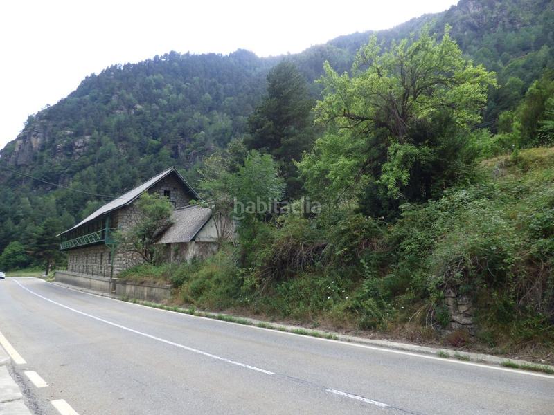 Foto c12875cc-fef4-40ba-86ff-b4a4a6955b15. Edificio en carretera aragonesa 57 edificio de aptos para rehabilitar zona . en Bielsa Foto c12875cc-fef4-40ba-86ff-b4a4a6955b15. Edificio en carretera aragonesa 57 edificio de aptos para rehabilitar zona . en Bielsa