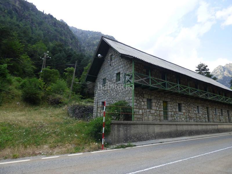 Foto e930a946-feb2-47c7-8987-3ab59fc5c980. Edificio en carretera aragonesa 57 edificio de aptos para rehabilitar zona . en Bielsa Foto e930a946-feb2-47c7-8987-3ab59fc5c980. Edificio en carretera aragonesa 57 edificio de aptos para rehabilitar zona . en Bielsa