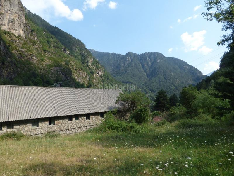 Foto f2579c72-2bad-4bd3-aae9-bc01c19b6521. Edificio en carretera aragonesa 57 edificio de aptos para rehabilitar zona . en Bielsa Foto f2579c72-2bad-4bd3-aae9-bc01c19b6521. Edificio en carretera aragonesa 57 edificio de aptos para rehabilitar zona . en Bielsa