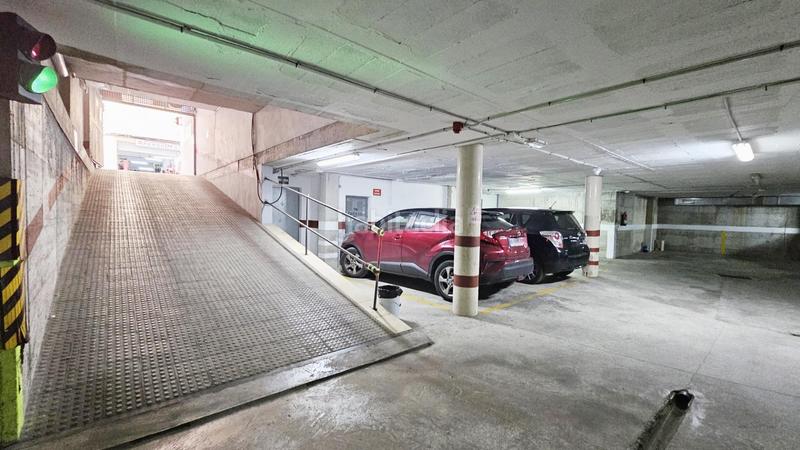 Foto a69dabb9-ba3c-4c49-ae35-96ecca0b2005. Parking voiture dans Foners Palma de Mallorca Foto a69dabb9-ba3c-4c49-ae35-96ecca0b2005. Parking voiture dans Foners Palma de Mallorca