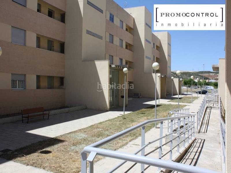 Foto a6b59279-faf9-42d3-b6ac-4e2882a53532. Appartement dans avenida océano atlántico 12 dans Zuera Foto a6b59279-faf9-42d3-b6ac-4e2882a53532. Appartement dans avenida océano atlántico 12 dans Zuera