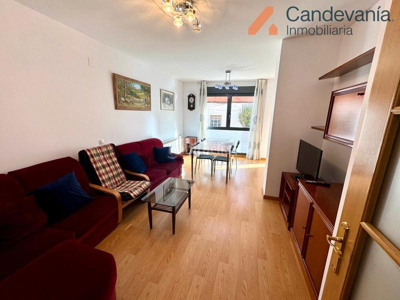 Foto 189017cb-3b3f-47c0-b9fc-2c8f9d7b4a00. Alquiler piso en Zuera Foto 189017cb-3b3f-47c0-b9fc-2c8f9d7b4a00. Alquiler piso en Zuera