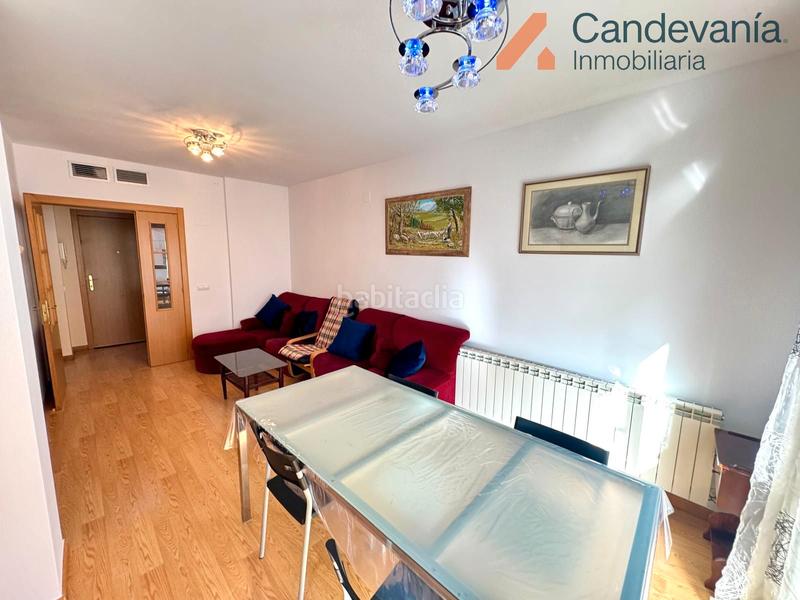 Foto 47f53fd1-976d-42a0-8549-c3c11472f2ff. Alquiler piso en Zuera Foto 47f53fd1-976d-42a0-8549-c3c11472f2ff. Alquiler piso en Zuera