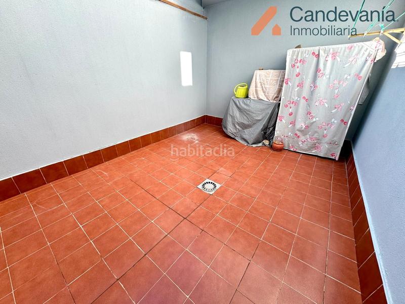 Foto 8566701f-44b7-4cad-9521-9a5220b89da9. Alquiler piso en Zuera Foto 8566701f-44b7-4cad-9521-9a5220b89da9. Alquiler piso en Zuera