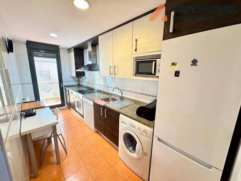 Foto e8675476-8d65-43af-86ce-b51802d1d368. Alquiler piso en Zuera Foto e8675476-8d65-43af-86ce-b51802d1d368. Alquiler piso en Zuera
