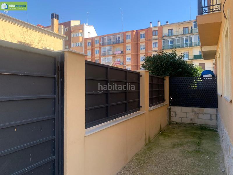 Foto 24399430-bfa4-4e6d-85c7-95a62f13489a. Xalet a Santo Domingo - La Estación Aranda de Duero Foto 24399430-bfa4-4e6d-85c7-95a62f13489a. Xalet a Santo Domingo - La Estación Aranda de Duero