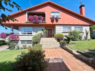 Haus  Lugar a gulpilleira. Exclusiva propiedad a pocos minutos de vigo Haus  Lugar a gulpilleira. Exclusiva propiedad a pocos minutos de vigo