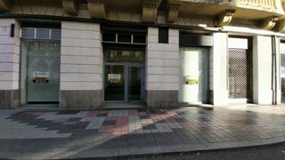 Location Local commercial  Calle miguel iscar. Excelente local muy amplio en calle miguel iscar Location Local commercial  Calle miguel iscar. Excelente local muy amplio en calle miguel iscar