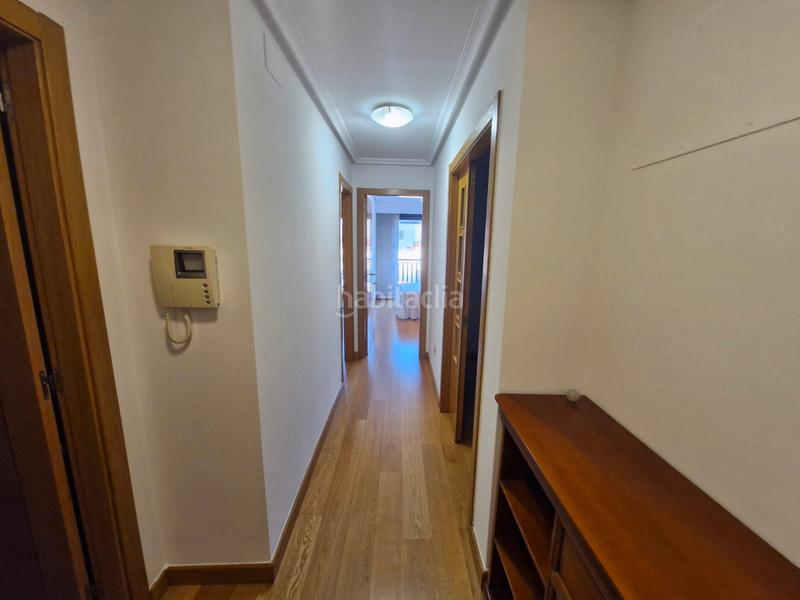 Foto b16b68cd-551d-4ba6-bdad-2b61d9abad61. Location appartement avec chauffage parking dans Residencia Ourense Foto b16b68cd-551d-4ba6-bdad-2b61d9abad61. Location appartement avec chauffage parking dans Residencia Ourense