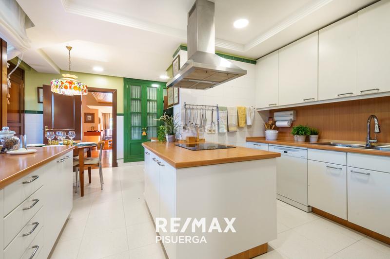 Foto b86b3d03-d774-49d3-8507-51626d1989f2. Chalet en calle barlovento 182 en Boecillo Foto b86b3d03-d774-49d3-8507-51626d1989f2. Chalet en calle barlovento 182 en Boecillo