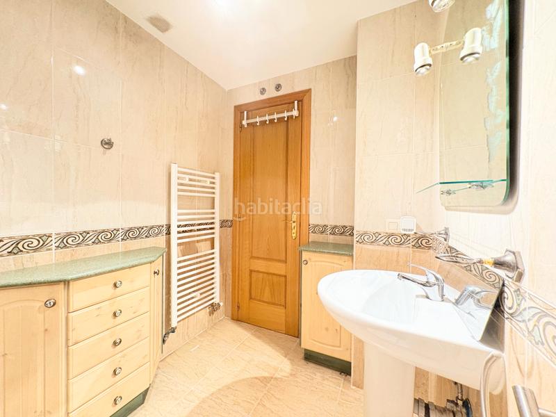 Foto 61a675d5-39b0-4225-a12f-6c1048a96d27. Pis a calle leonardo da vinci 2 a Cistérniga Foto 61a675d5-39b0-4225-a12f-6c1048a96d27. Pis a calle leonardo da vinci 2 a Cistérniga