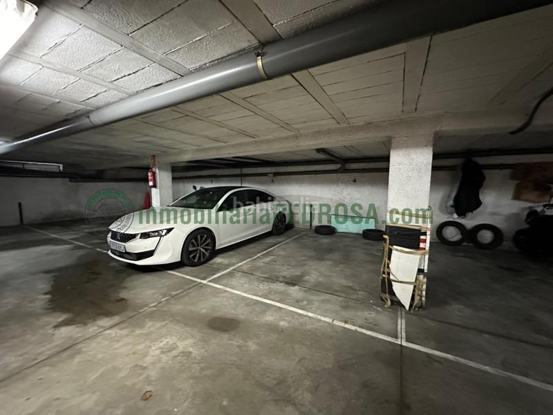 Foto 05c53bcb-d7df-409a-90d0-594778bbb764. Parking voiture dans Monte Porreiro Pontevedra Foto 05c53bcb-d7df-409a-90d0-594778bbb764. Parking voiture dans Monte Porreiro Pontevedra