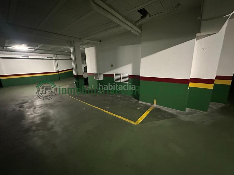 Foto 25196670-0b7f-4adf-b3d8-90dee0a599a6. Aparcament cotxe a Zona de Plaza de Barcelos Pontevedra Foto 25196670-0b7f-4adf-b3d8-90dee0a599a6. Aparcament cotxe a Zona de Plaza de Barcelos Pontevedra