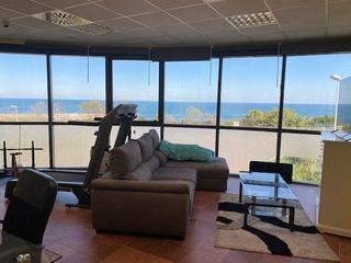 Lloguer Nau industrial a Mundaka. Nave industrial con vistas al mar distribuido en 2 plantas de 80 Lloguer Nau industrial a Mundaka. Nave industrial con vistas al mar distribuido en 2 plantas de 80