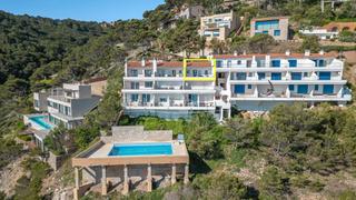 Apartament Carrer rec de l'aigua. Exclusivo apartamento en venta con terraza y vistas al mar en la Apartament Carrer rec de l'aigua. Exclusivo apartamento en venta con terraza y vistas al mar en la