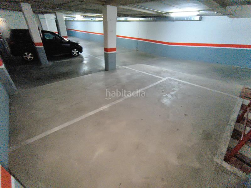 Foto 51d8104c-bdaf-43ff-9466-0602576b70e1. Parking coche en avenida ramón carande 38 en Santiago - San Telmo Palencia Foto 51d8104c-bdaf-43ff-9466-0602576b70e1. Parking coche en avenida ramón carande 38 en Santiago - San Telmo Palencia
