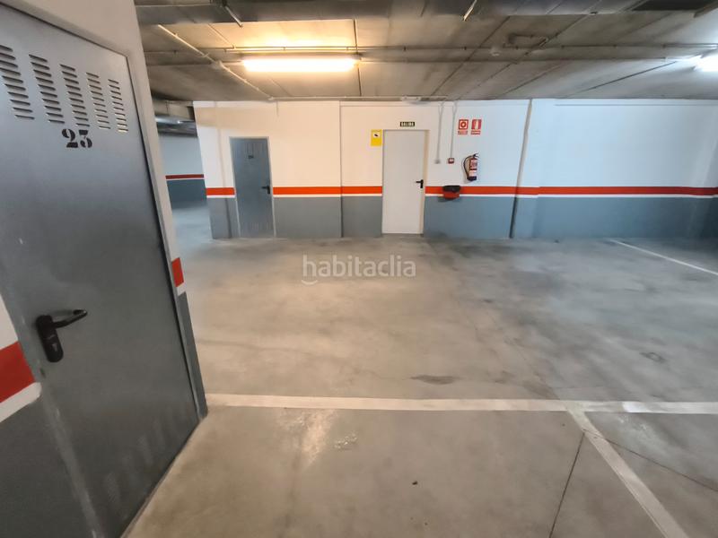 Foto 9fd3a0e4-7f91-4f15-8239-fc1e9296ffdd. Aparcament cotxe a calle jardines 72 a Santiago - San Telmo Palencia Foto 9fd3a0e4-7f91-4f15-8239-fc1e9296ffdd. Aparcament cotxe a calle jardines 72 a Santiago - San Telmo Palencia