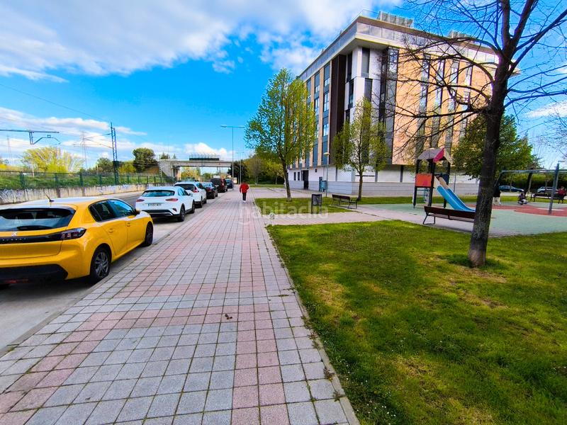Foto ce8cc793-6359-4a9e-b517-7213368b6024. Aparcament cotxe a calle jardines 72 a Santiago - San Telmo Palencia Foto ce8cc793-6359-4a9e-b517-7213368b6024. Aparcament cotxe a calle jardines 72 a Santiago - San Telmo Palencia