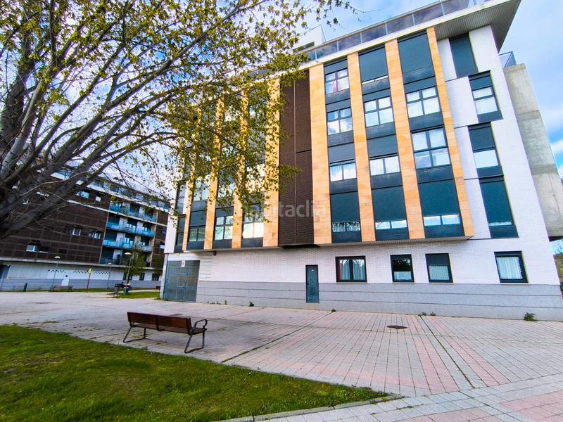 Foto 1fe289f5-cbed-4c11-be3c-8ed291af0ed3. Posto auto in calle jardines 72 in Santiago - San Telmo Palencia Foto 1fe289f5-cbed-4c11-be3c-8ed291af0ed3. Posto auto in calle jardines 72 in Santiago - San Telmo Palencia