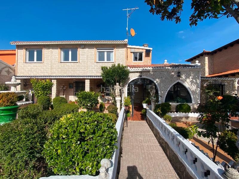 Foto 26c2216b-06bc-427d-bbec-49aef9adf3ea. Casa adossada amb xemeneia calefacció aparcament piscina a Burgos Foto 26c2216b-06bc-427d-bbec-49aef9adf3ea. Casa adossada amb xemeneia calefacció aparcament piscina a Burgos