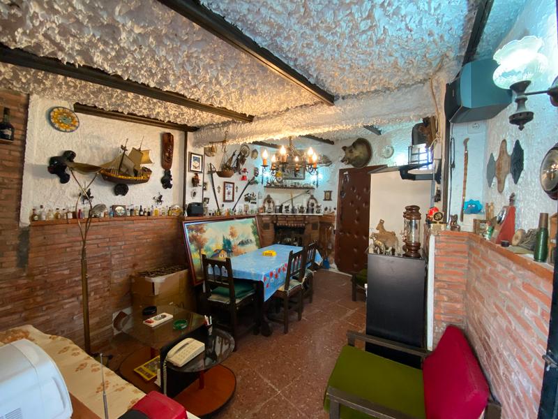 Foto 4b5f5904-1248-4856-a465-ee2646533f0e. Casa adossada amb xemeneia calefacció aparcament piscina a Burgos Foto 4b5f5904-1248-4856-a465-ee2646533f0e. Casa adossada amb xemeneia calefacció aparcament piscina a Burgos