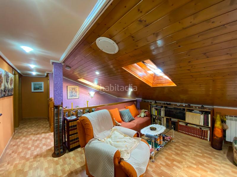 Foto c2ad14e6-d86b-42d1-8f54-3b7c235705f2. Casa adossada amb xemeneia calefacció aparcament piscina a Burgos Foto c2ad14e6-d86b-42d1-8f54-3b7c235705f2. Casa adossada amb xemeneia calefacció aparcament piscina a Burgos