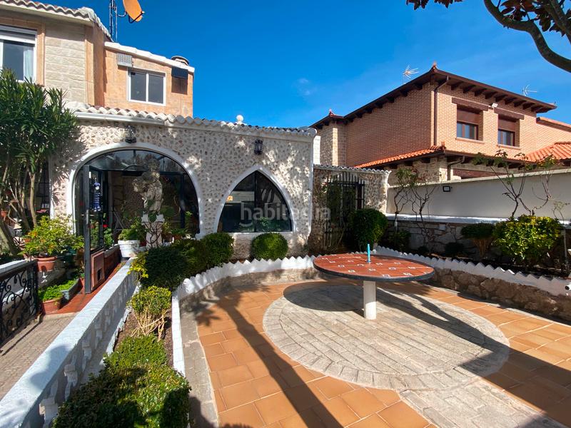 Foto c8e3e88e-2c1f-4587-bc39-8f6bac7d04b8. Casa adossada amb xemeneia calefacció aparcament piscina a Burgos Foto c8e3e88e-2c1f-4587-bc39-8f6bac7d04b8. Casa adossada amb xemeneia calefacció aparcament piscina a Burgos