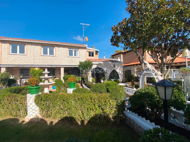 Foto d1b22e62-ce57-4683-9ec8-72e3e68e40fc. Casa adossada amb xemeneia calefacció aparcament piscina a Burgos Foto d1b22e62-ce57-4683-9ec8-72e3e68e40fc. Casa adossada amb xemeneia calefacció aparcament piscina a Burgos