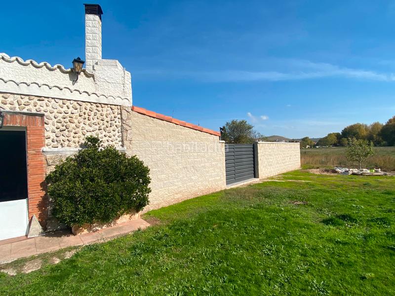 Foto e53a3843-0194-4cc5-9346-f50d69afa5fd. Casa adossada amb xemeneia calefacció aparcament piscina a Burgos Foto e53a3843-0194-4cc5-9346-f50d69afa5fd. Casa adossada amb xemeneia calefacció aparcament piscina a Burgos