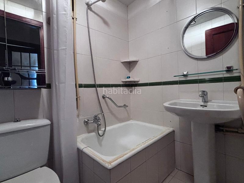 Foto 8dc96a6a-d5b8-41a0-b9ec-15f0c9be5d78. Pis a avenida de la paz 9 a Reyes Católicos Burgos Foto 8dc96a6a-d5b8-41a0-b9ec-15f0c9be5d78. Pis a avenida de la paz 9 a Reyes Católicos Burgos