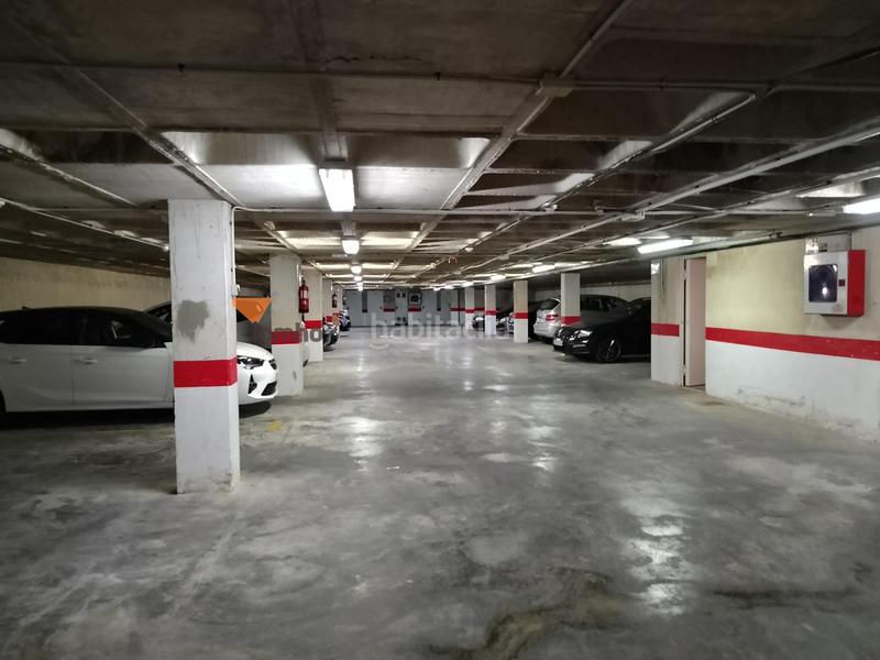 Foto f9eb34ad-e6a8-46ea-892a-213fbac0f3dd. Aparcament cotxe a avenida zaragoza 2 a Gran Playa Santa Pola Foto f9eb34ad-e6a8-46ea-892a-213fbac0f3dd. Aparcament cotxe a avenida zaragoza 2 a Gran Playa Santa Pola