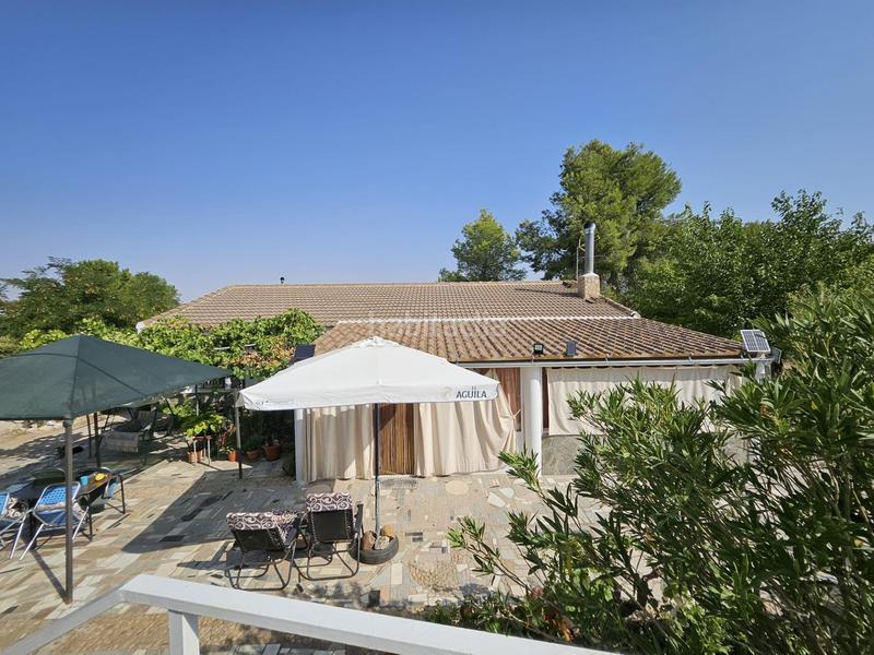 Foto 3d8d5110-eb49-4e42-ad89-177be4fb6ba4. Chalet con riscaldamento piscina in Pedanías - Extrarradio Albacete Foto 3d8d5110-eb49-4e42-ad89-177be4fb6ba4. Chalet con riscaldamento piscina in Pedanías - Extrarradio Albacete