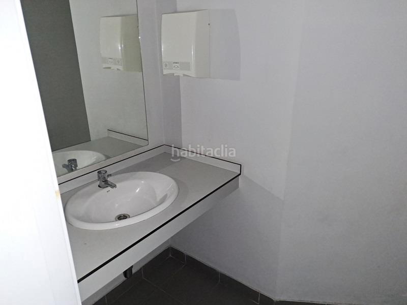 Foto a5b175e2-74ee-450d-99ce-4ee62f009380. Business premise with heating in travesía de Vigo - san xoán Vigo Foto a5b175e2-74ee-450d-99ce-4ee62f009380. Business premise with heating in travesía de Vigo - san xoán Vigo