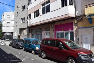 Local Comercial en Calle ángel guimerà 36. Local comercial a reformar en las palmas de gran canaria, islas Local Comercial en Calle ángel guimerà 36. Local comercial a reformar en las palmas de gran canaria, islas