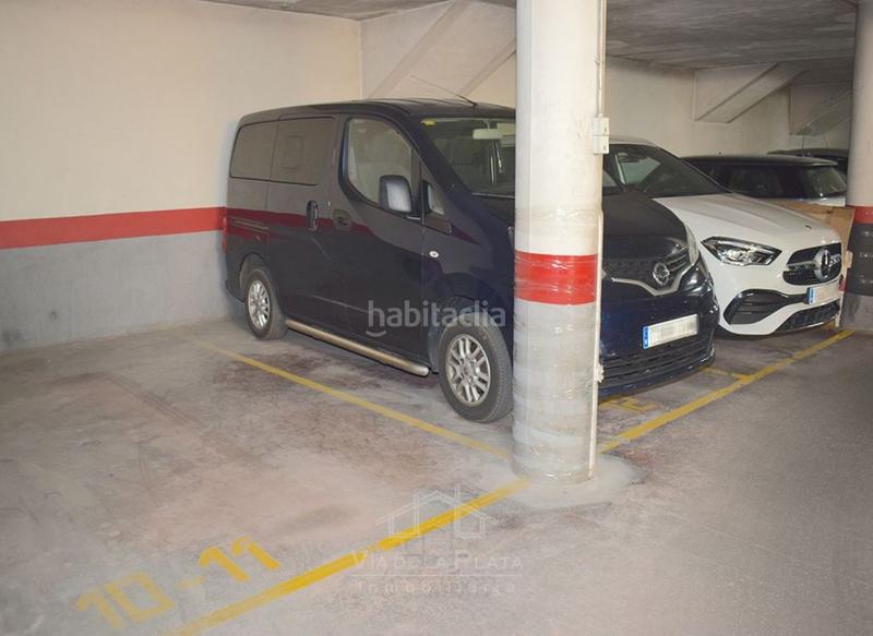 Foto ad72ed01-a159-484e-b69d-9656fb00b70a. Parking voiture dans Garrido Sur Salamanca Foto ad72ed01-a159-484e-b69d-9656fb00b70a. Parking voiture dans Garrido Sur Salamanca