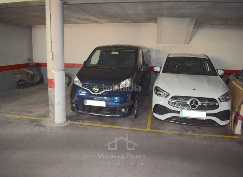 Foto e59caf06-812c-4bbd-98f2-9ad916677e25. Parking voiture dans Garrido Sur Salamanca Foto e59caf06-812c-4bbd-98f2-9ad916677e25. Parking voiture dans Garrido Sur Salamanca