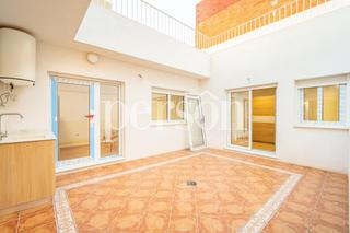 Location Appartement Carrer sant vicent. Amplio piso totalmente amueblado a estrenar con hermosa terraza Location Appartement Carrer sant vicent. Amplio piso totalmente amueblado a estrenar con hermosa terraza
