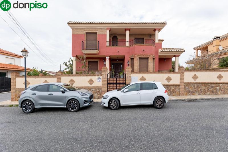 Foto 6ba9392c-68e9-4de7-a6e8-f22524d71e63. Chalet exclusivo chalet independiente con piscina en los chopos en Gabias (Las) Foto 6ba9392c-68e9-4de7-a6e8-f22524d71e63. Chalet exclusivo chalet independiente con piscina en los chopos en Gabias (Las)