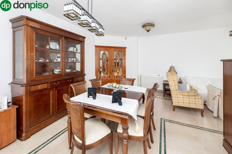 Foto e6a8fdd3-712b-4271-8699-efa209a025c5. Chalet exclusivo chalet independiente con piscina en los chopos en Gabias (Las) Foto e6a8fdd3-712b-4271-8699-efa209a025c5. Chalet exclusivo chalet independiente con piscina en los chopos en Gabias (Las)
