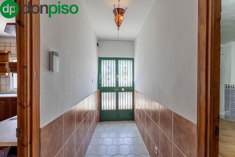 Foto 2918cc90-0f96-4daa-99a4-3aca99eb2e0a. Casa amb aparcament a Bola de Oro Granada Foto 2918cc90-0f96-4daa-99a4-3aca99eb2e0a. Casa amb aparcament a Bola de Oro Granada