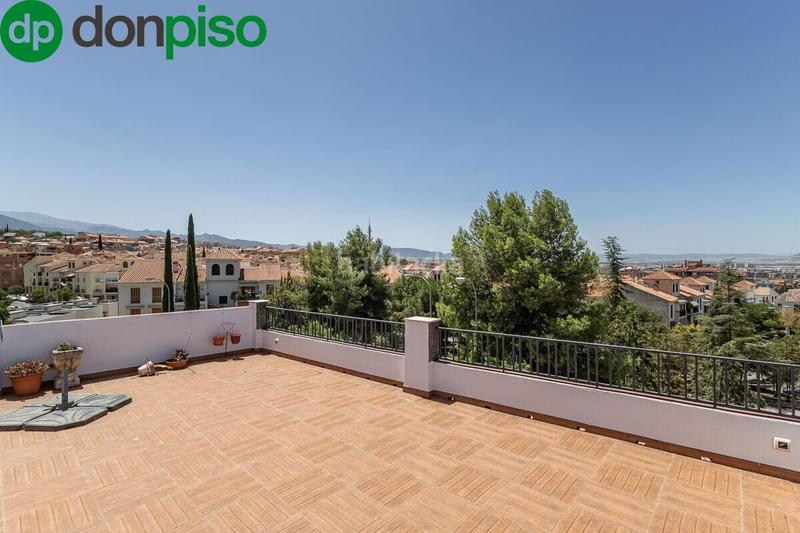 Foto 2b6c6340-e745-4902-ba1c-5cf13350933f. Casa amb aparcament a Bola de Oro Granada Foto 2b6c6340-e745-4902-ba1c-5cf13350933f. Casa amb aparcament a Bola de Oro Granada