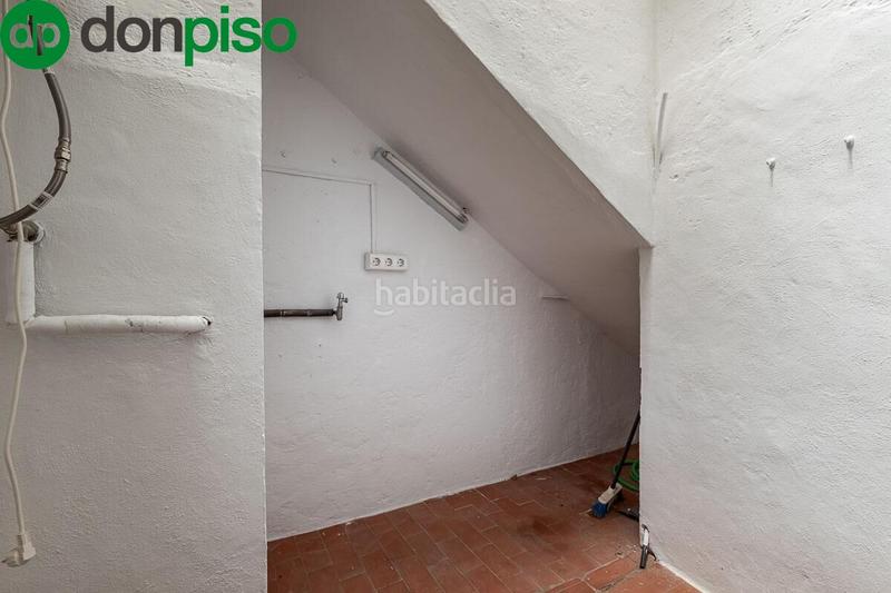 Foto b39e9fcf-f13f-4d79-948b-45f4e48760ed. Casa amb aparcament a Bola de Oro Granada Foto b39e9fcf-f13f-4d79-948b-45f4e48760ed. Casa amb aparcament a Bola de Oro Granada